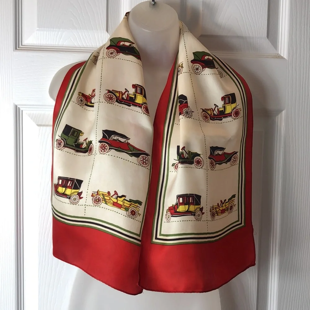 Chic Vintage Oblong Scarf Retro Cars Graphic, Red border